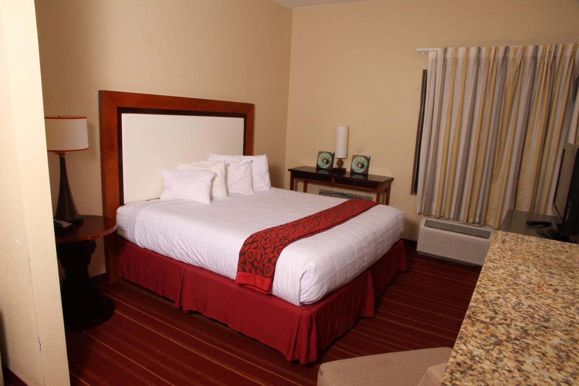 Days Inn By Wyndham Semmes Mobile Exterior photo