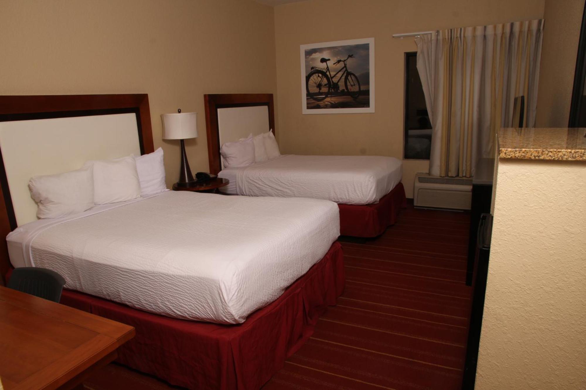 Days Inn By Wyndham Semmes Mobile Exterior photo